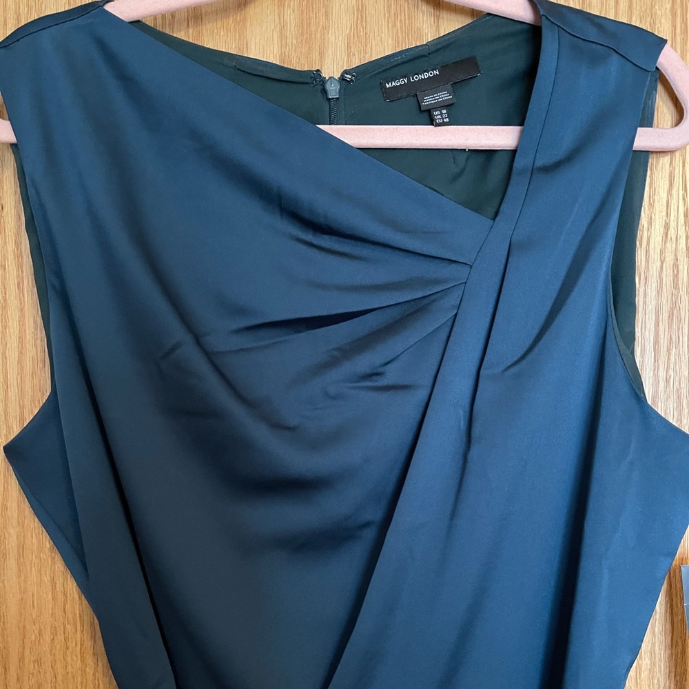 🌺SOLD🌺 NWT ~ Maggy London Satin Jumpsuit Sz 18
